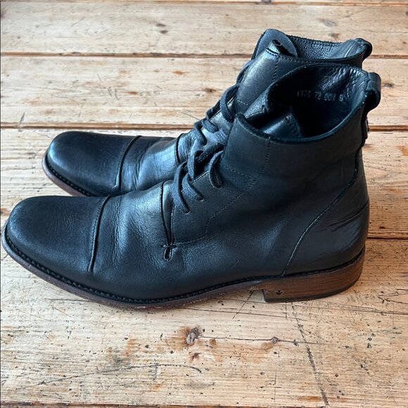 John Varvatos, Black Leather Lace-Up Boots - Picture 5 of 11